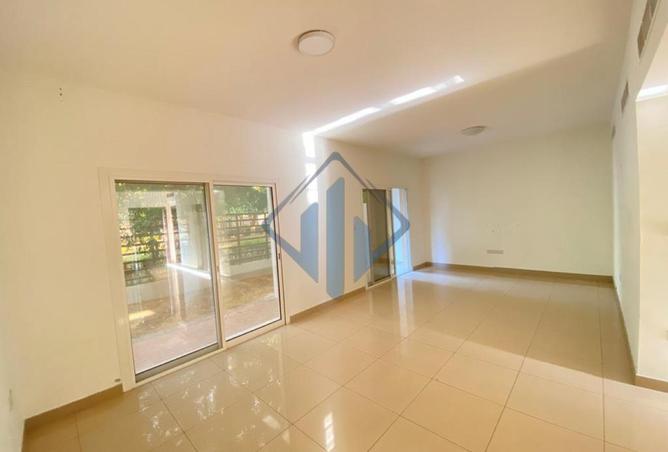 73864464 - Property Image 2