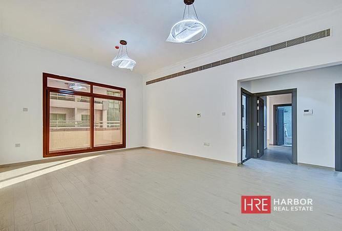 115481260 - Property Image 2