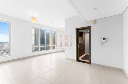 Apartment - 1 Bedroom - 2 Bathrooms for rent in The Lofts Central - The Lofts - Downtown Dubai - Dubai
