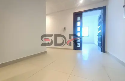 Apartment - 3 Bedrooms - 4 Bathrooms for rent in Al Khalidiya - Abu Dhabi