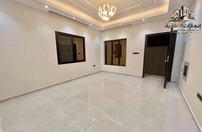 Villa - 5 Bedrooms - 7 Bathrooms for rent in Al Zaheya Gardens - Al Zahya - Ajman Villa - 5 Bedrooms - 7 Bathrooms for rent in Al Zaheya Gardens - Al Zahya - Ajman
