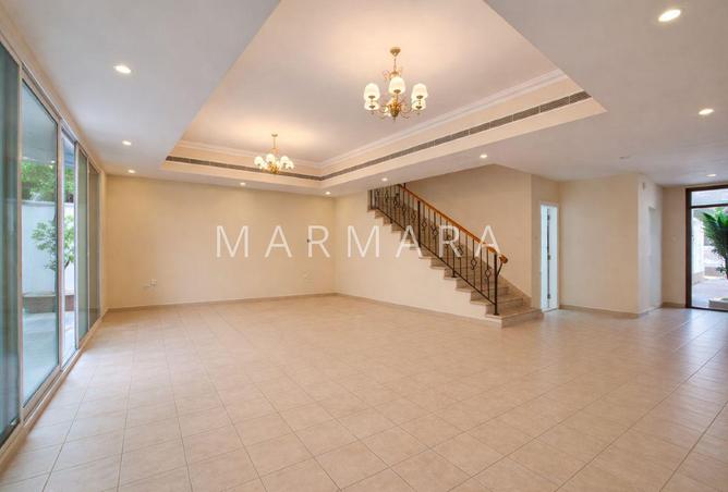 79865649 - Property Image 2