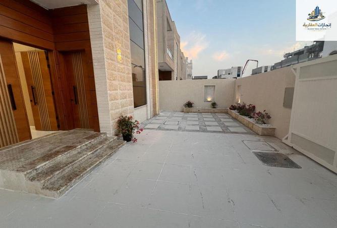 69502416 - Property Image 2