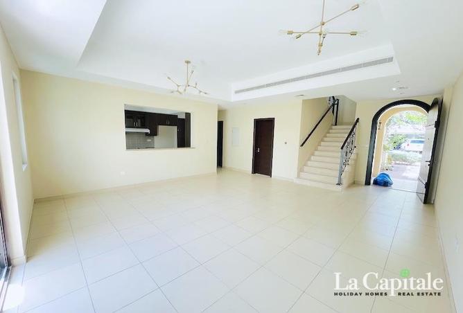 75014912 - Property Image 2