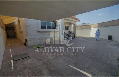 Villa - Studio - 6 Bathrooms for rent in Al Mowaihat 2 - Al Mowaihat - Ajman