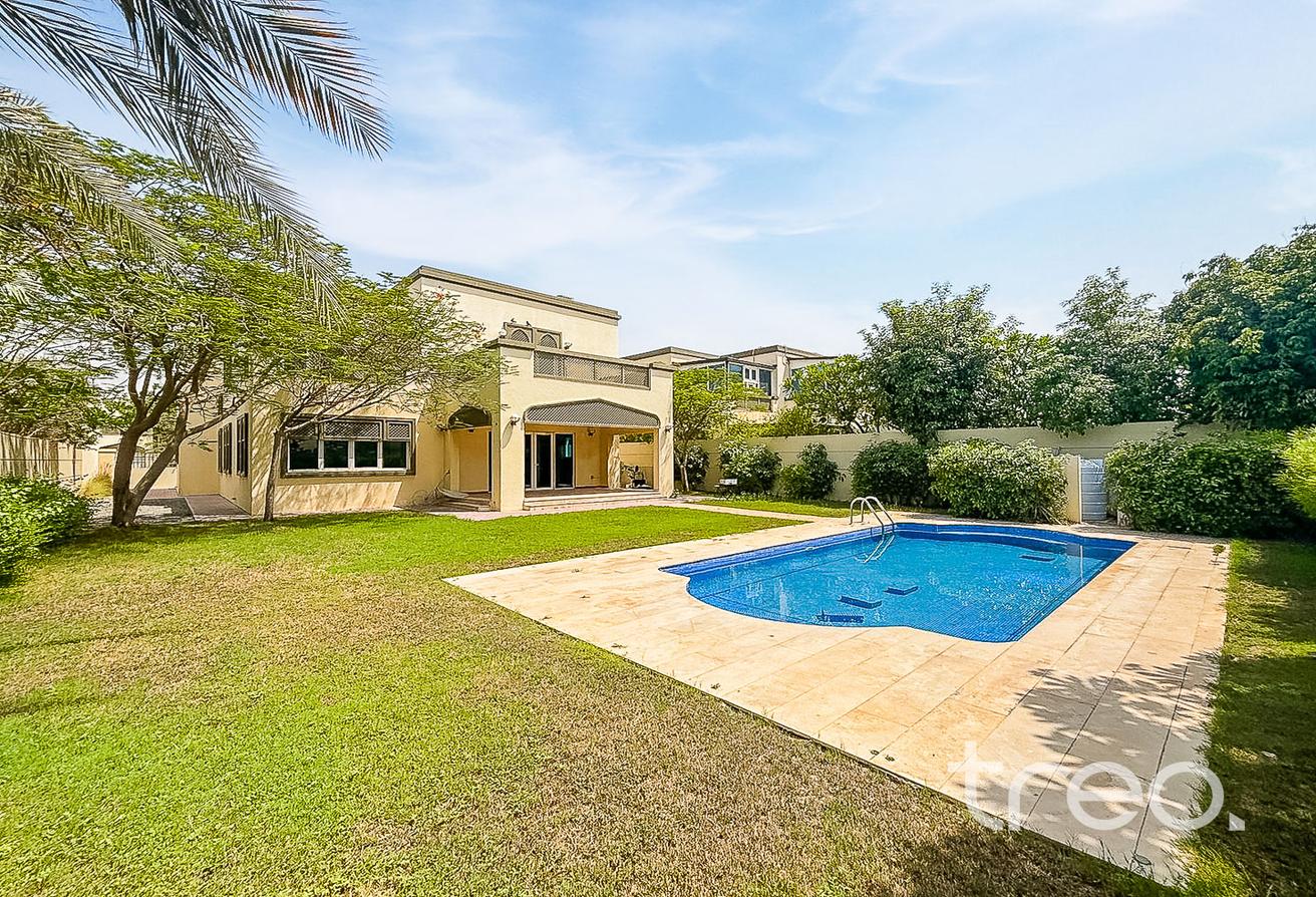 4 Bed Large | Internal | D3 | Vacant photo 3