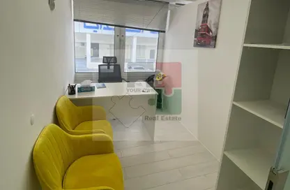 Business Centre - Studio - 2 Bathrooms for rent in Al Maskan - Al Karama - Dubai