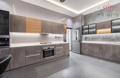 Villa - 4 Bedrooms - 5 Bathrooms for rent in Al Quoz 2 - Al Quoz - Dubai