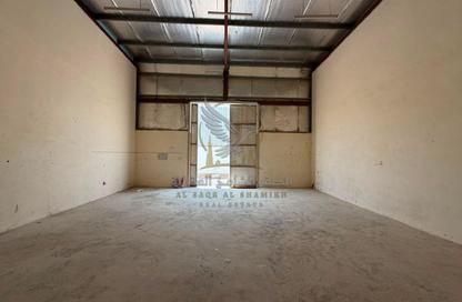 Warehouse - Studio for rent in Industrial Area 18 - Sharjah Industrial Area - Sharjah