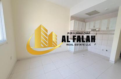 Apartment - Studio - 1 for rent in Rolla Square - Rolla Area - Sharjah