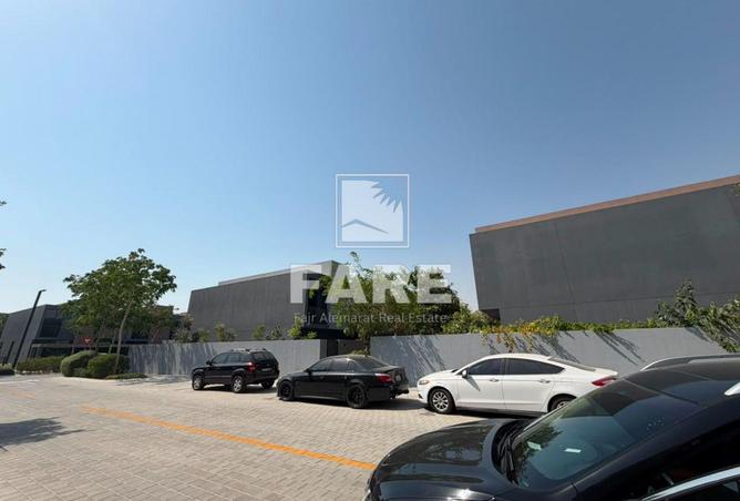 125183225 - Property Image 3