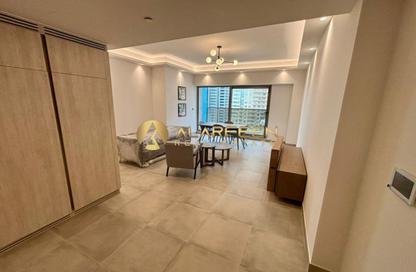 Apartment - 1 Bedroom - 2 Bathrooms for rent in Orra The Embankment - Jumeirah Lake Towers - Dubai