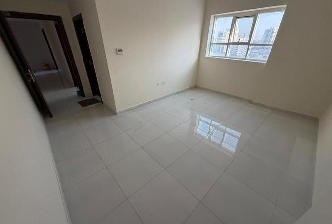 82820242 - Property Image 3