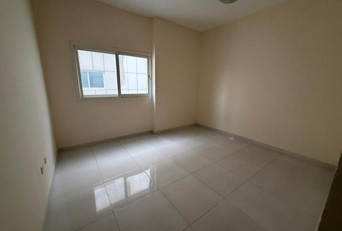 82820242 - Property Image 2