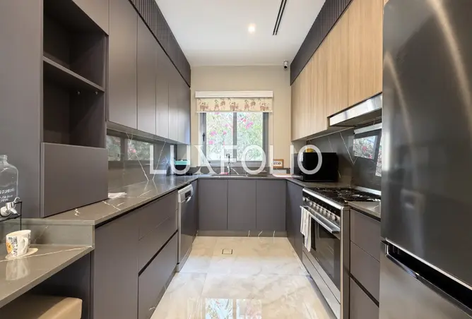 153742985 - Property Image 2