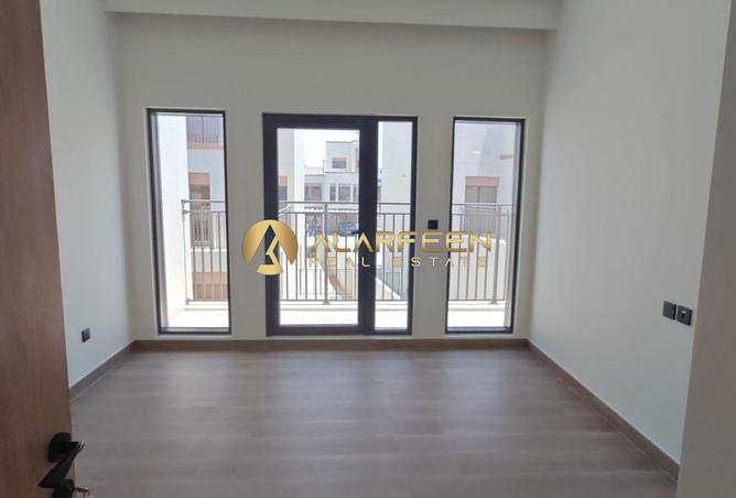 128820505 - Property Image 3
