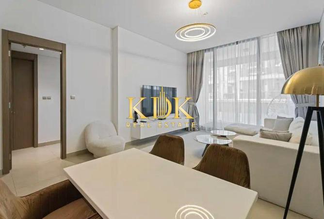84072105 - Property Image 3