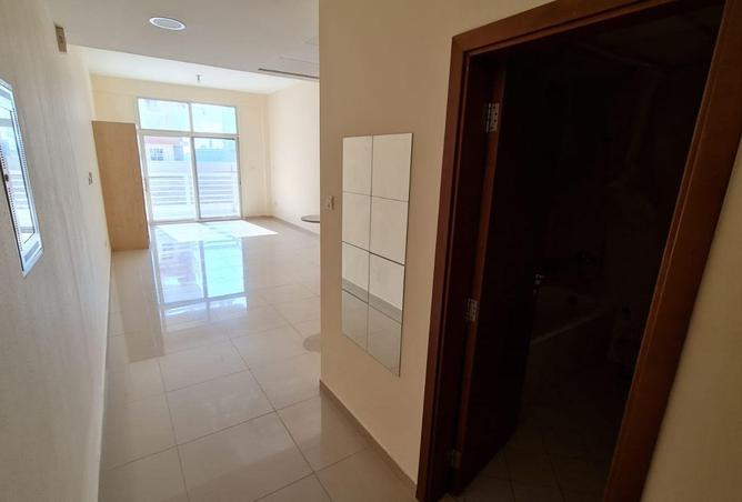 101718005 - Property Image 3