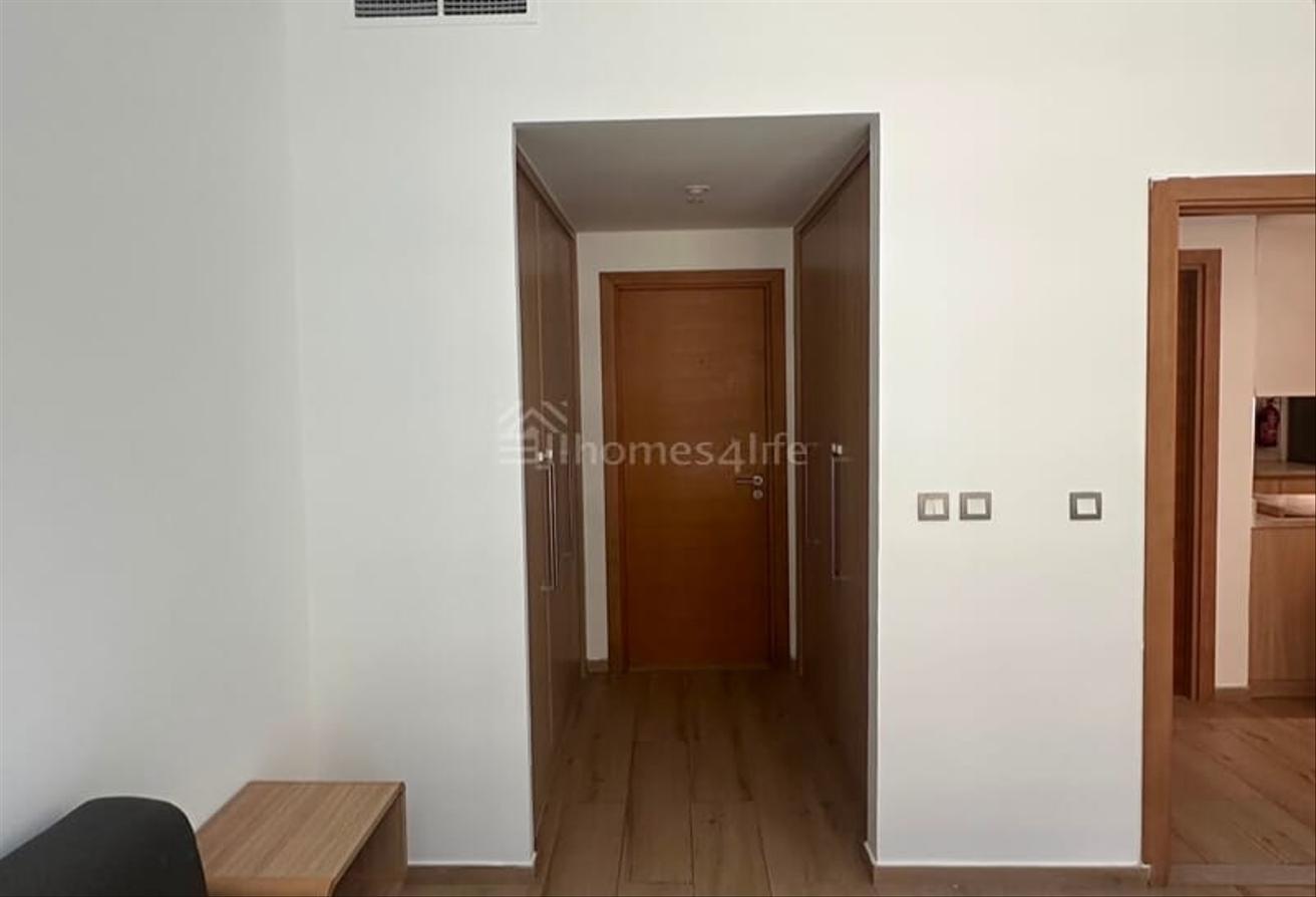 Furnished |Chiller Free | Near Metro |Easy Payment photo 3