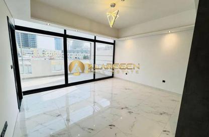 Villa - 4 Bedrooms - 6 Bathrooms for rent in Westar Terrace Garden - District 13 - Jumeirah Village Circle - Dubai