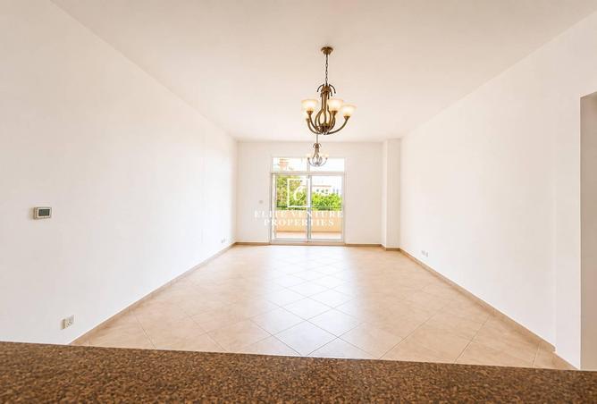 99133096 - Property Image 2