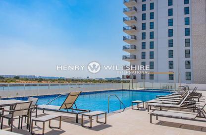 Apartment - Studio - 1 Bathroom for rent in Waters Edge - Yas Island - Abu Dhabi