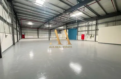 Warehouse - Studio - 2 Bathrooms for rent in Dubai Investment Park 2 (DIP 2) - Dubai Investment Park (DIP) - Dubai