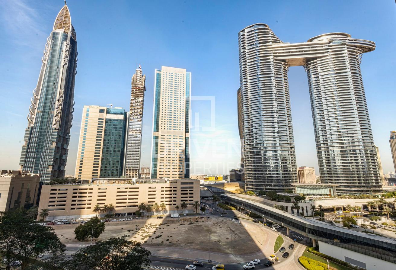 Outstanding Unit | Vacant on September | Sea View photo 18