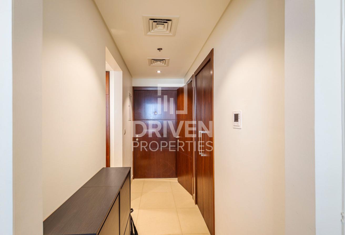Outstanding Unit | Vacant on September | Sea View photo 11