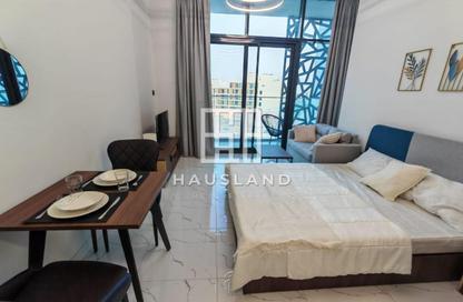 Apartment - Studio - 1 for rent in The Gate - Masdar City - Abu Dhabi