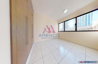 Apartment - 2 Bedrooms - 2 Bathrooms for rent in Golden Sands 1 - Al Mankhool - Bur Dubai - Dubai