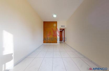 Apartment - 2 Bedrooms - 2 Bathrooms for rent in Golden Sands 1 - Al Mankhool - Bur Dubai - Dubai