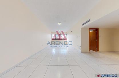 Apartment - 2 Bedrooms - 2 Bathrooms for rent in Golden Sands 1 - Al Mankhool - Bur Dubai - Dubai Apartment - 2 Bedrooms - 2 Bathrooms for rent in Golden Sands 1 - Al Mankhool - Bur Dubai - Dubai