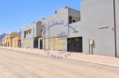 سكن عمال - استوديو - 7+ للايجار في دبا- الفجيرة - الفجيرة