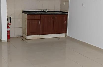 Apartment - Studio - 1 Bathroom for rent in Al Qulaya'ah - Al Sharq - Sharjah