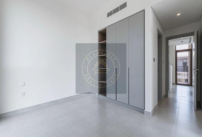 114180439 - Property Image 2