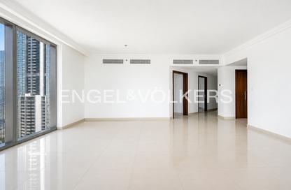 Apartment - 2 - 3 for rent in Boulevard Point - Downtown Dubai - Dubai