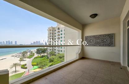 Apartment - 1 - 2 for rent in Al Hatimi - Shoreline Apartments - Palm Jumeirah - Dubai