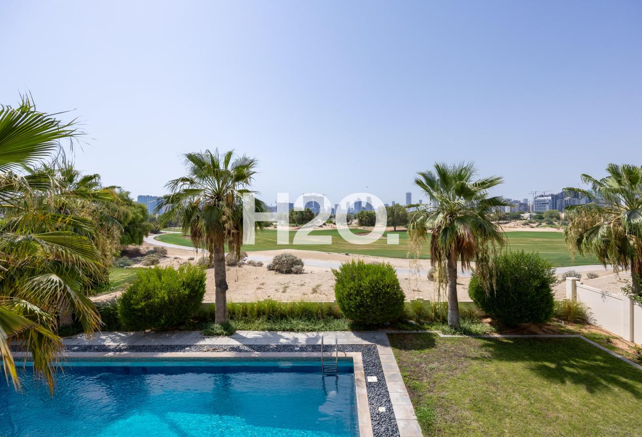 B1 | Premium Golf-Facing Unit | Flawless Condition photo 3