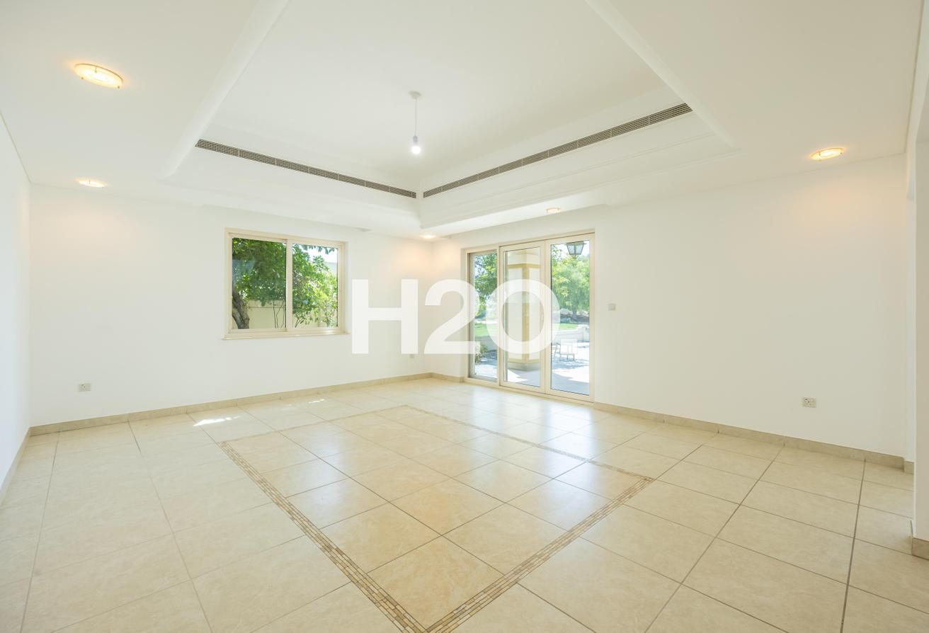 B1 | Premium Golf-Facing Unit | Flawless Condition photo 13
