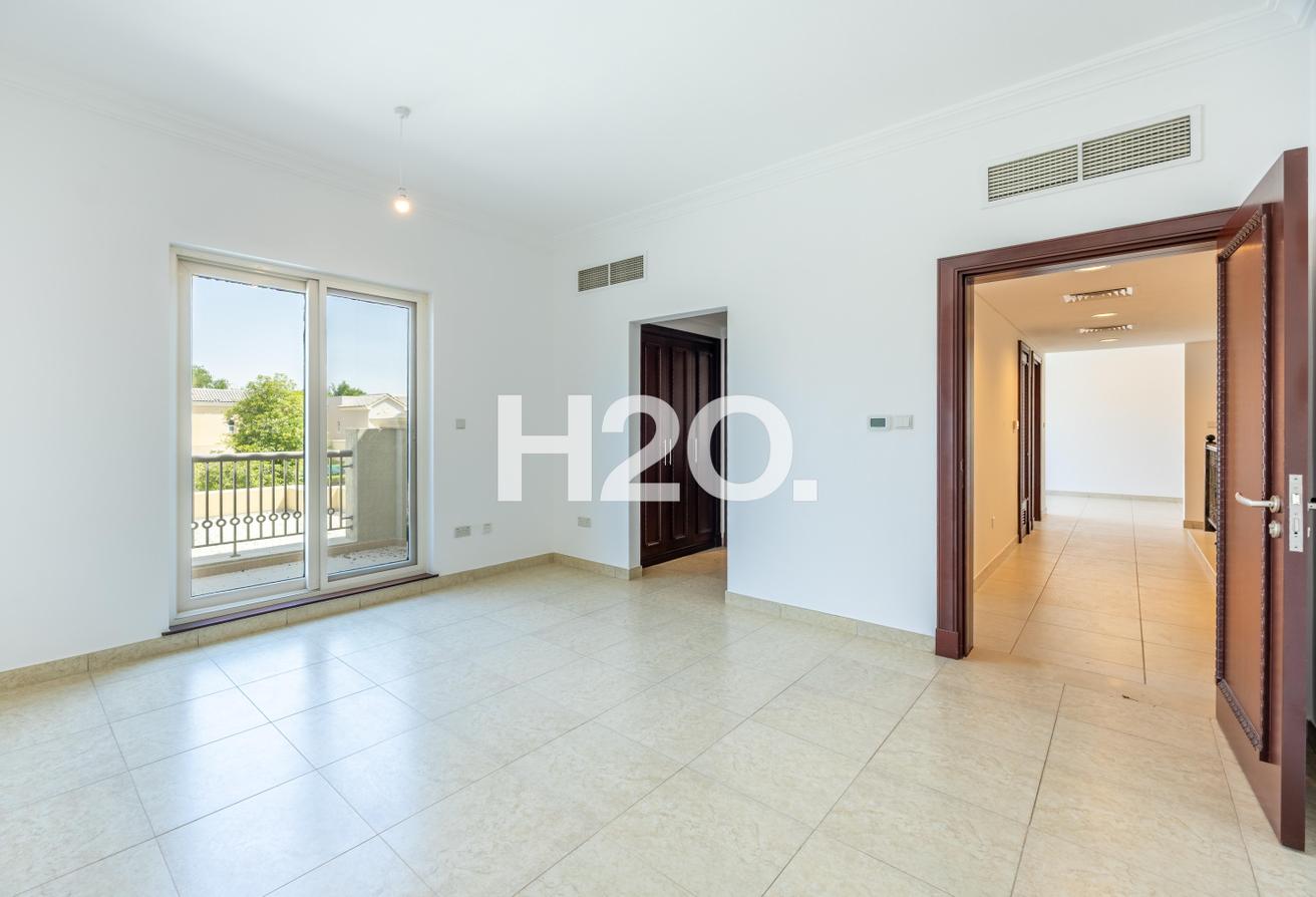 B1 | Premium Golf-Facing Unit | Flawless Condition photo 7