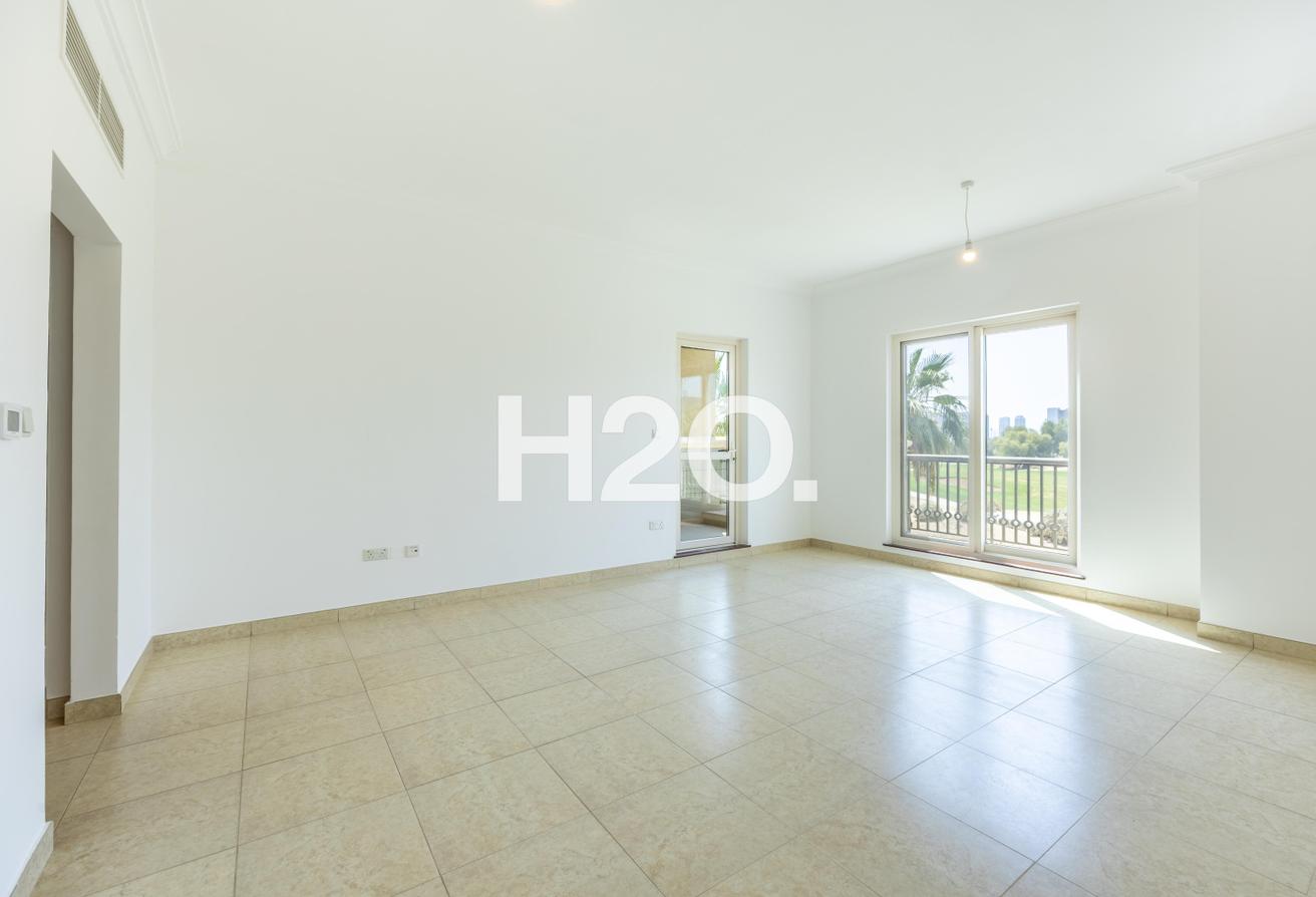 B1 | Premium Golf-Facing Unit | Flawless Condition photo 5