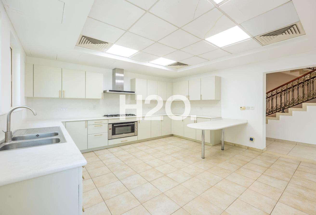 B1 | Premium Golf-Facing Unit | Flawless Condition photo 16