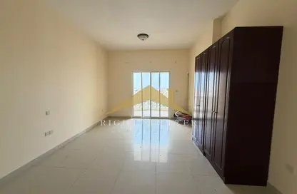 شقة - 1 حمام للايجار في رويال بريز 3 - رويال بريز - قرية الحمرا - رأس الخيمة شقة - 1 حمام للايجار في رويال بريز 3 - رويال بريز - قرية الحمرا - رأس الخيمة