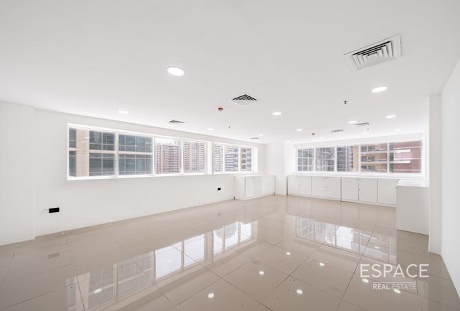 136993163 - Property Image 2
