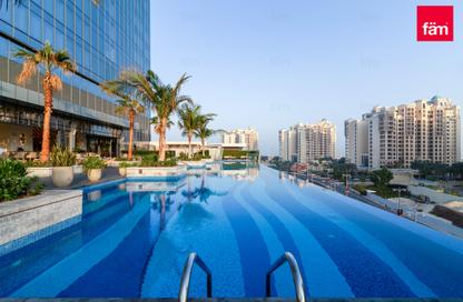 Apartment - Studio - 1 Bathroom for sale in The Palm Tower - Palm Jumeirah - Dubai