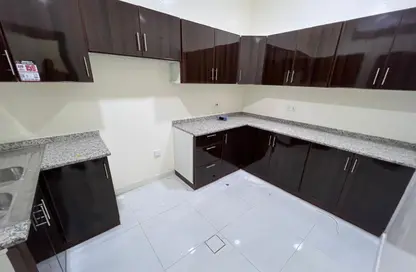 شقة - 2 غرف نوم - 2 حمامات للايجار في بني ياس شرق - بني ياس - أبوظبي