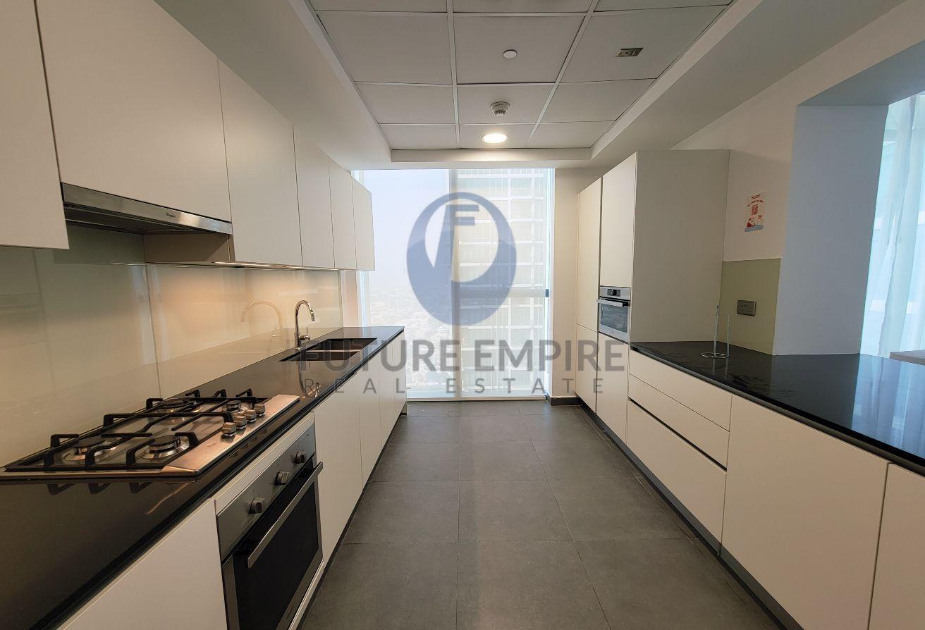 Burj Khalifa Furnished 3BHK & Maid Room 2982 Sqft photo 10