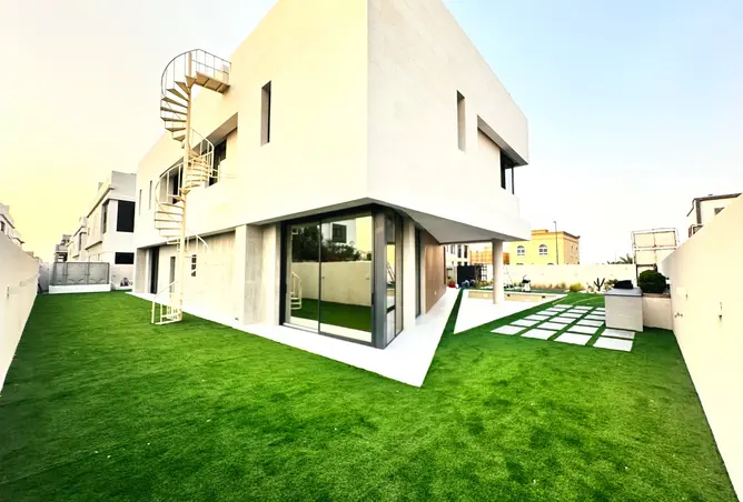 155102453 - Property Image 3