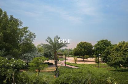 Villa - 5 Bedrooms - 7 Bathrooms for rent in Entertainment Foyer - Oasis Clusters - Jumeirah Islands - Dubai